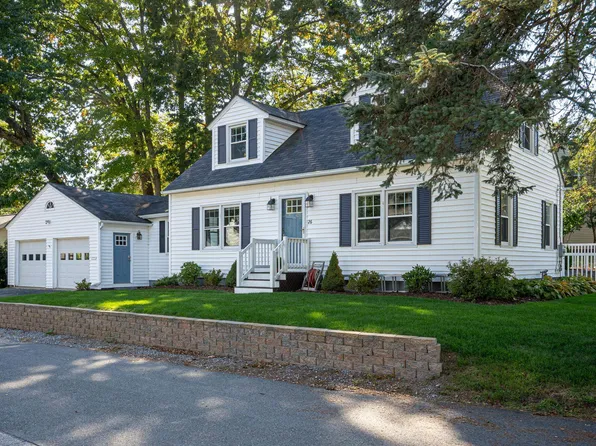 26 Helen Street, Manchester, NH 03104