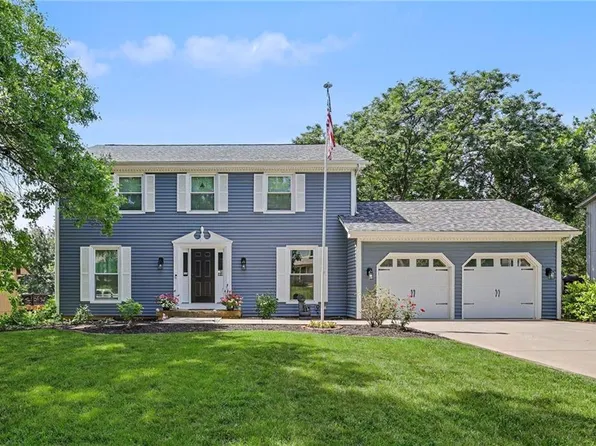 905 W 120th Ter, Kansas City, MO 64145