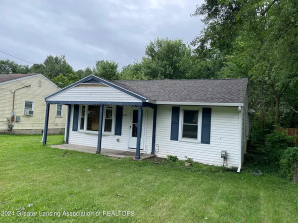 6438 Sommerset Rd, Lansing, MI 48911