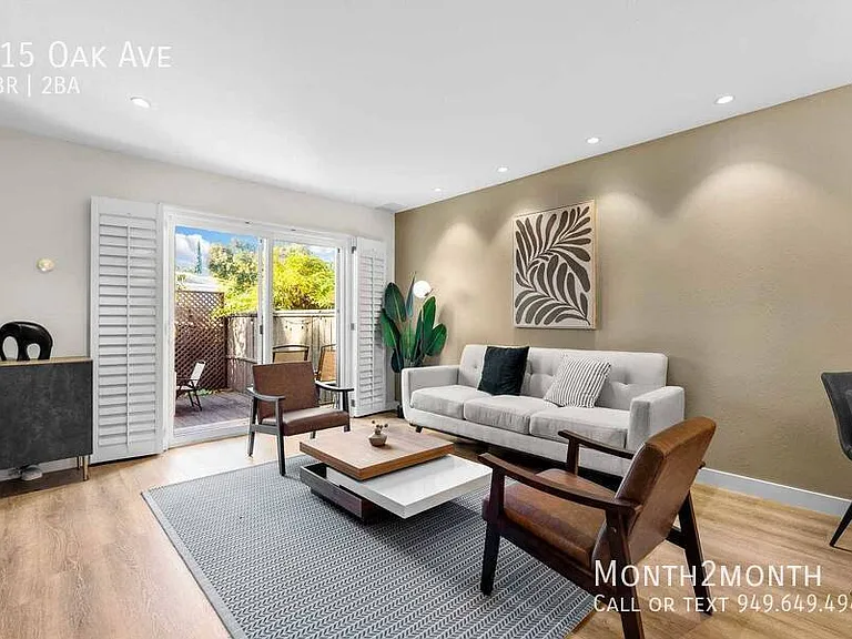 415 Oak Ave — Photo 2