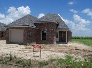 183 Landmark Dr, Raceland, LA 70394