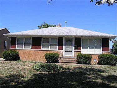 1st image of 107 Willard Ave
