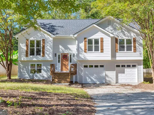 115 Wooddale Ln, Carrollton, GA 30117