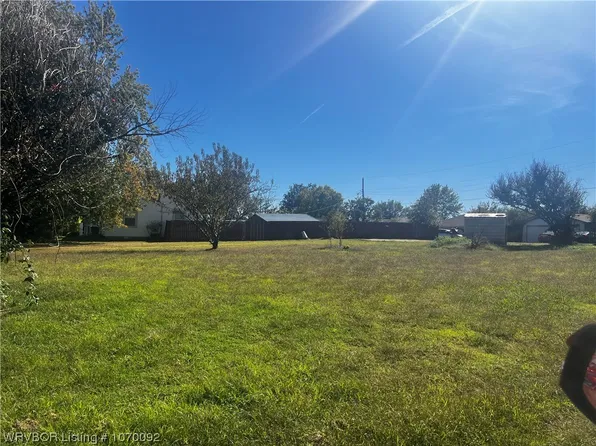 2004 Wirsing Ave, Fort Smith, AR 72904