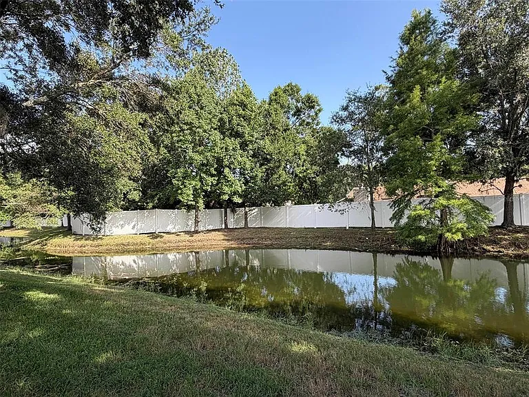 4530 Amberly Oaks Ct — Photo 36