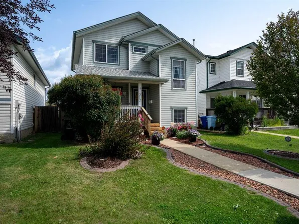 312 SW Diefenbaker Dr, Wood Buffalo, AB T9K 2K1