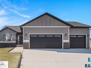 6416 S Hannby Trl, Sioux Falls, SD 57106