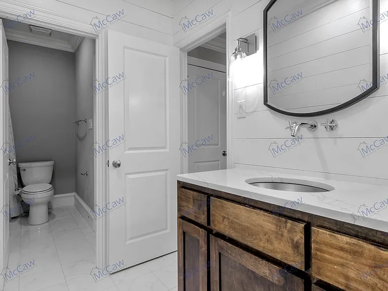 857 N Glasgow Dr #B — Photo 15