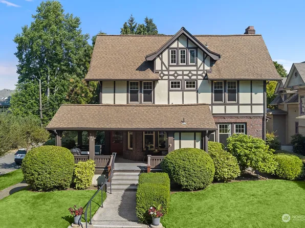 958 16th Avenue E, Seattle, WA 98112
