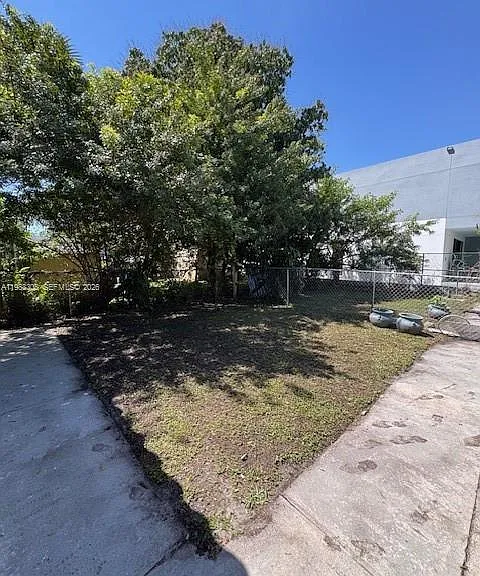 1128 SW 21st Ave — Photo 24