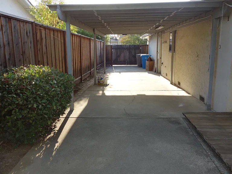 10734 Martinwood Way — Photo 22