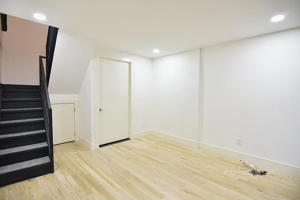 Rented by Bohemia Realty Group | media 6