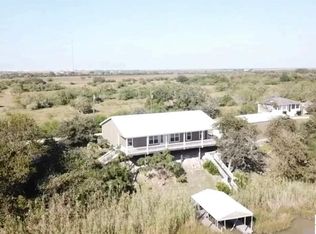 331 Bella Vista Basin Ln, Seadrift, TX 77983