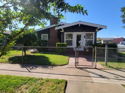 1307 Sacramento St, Escalon, CA, 95320