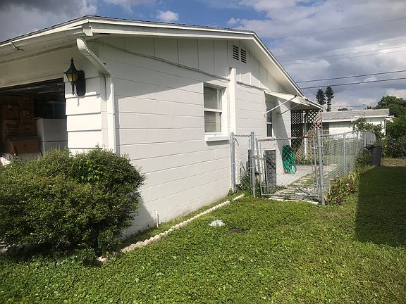 2nd image of 2118 Lyra Dr