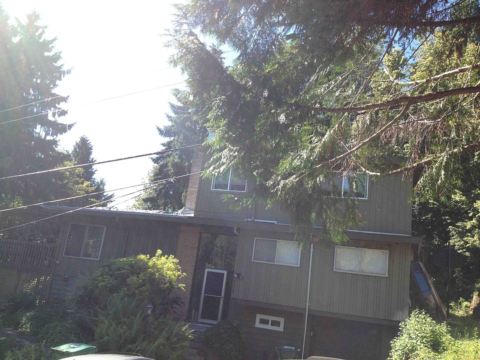 2nd image of 9525 17th Ave NE