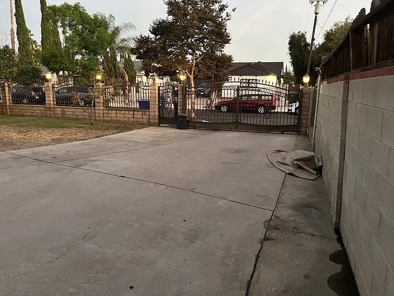 12543 Hart St — Photo 12