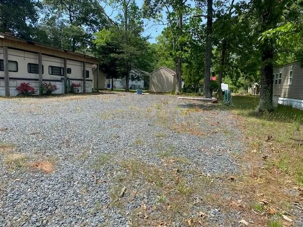 476 Swan Dr, Horntown, VA 23395