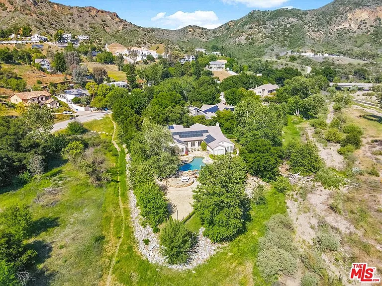 29734 Mulholland Hwy — Photo 65