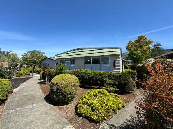 24 Shadybrook Court, Santa Rosa, CA 95409