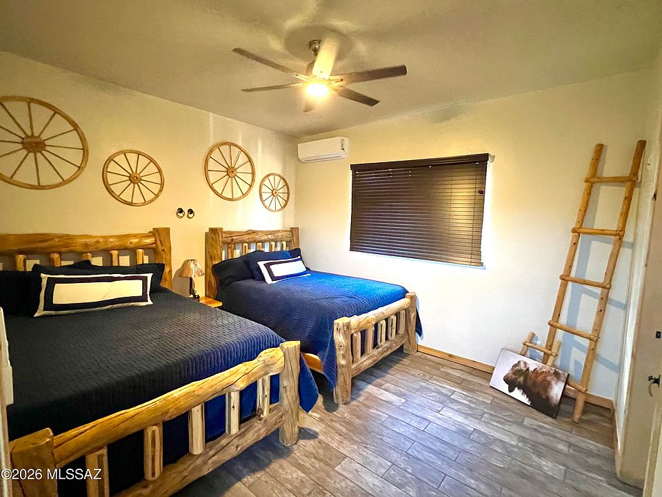 1st image of 135 Calle Julie Anx #35