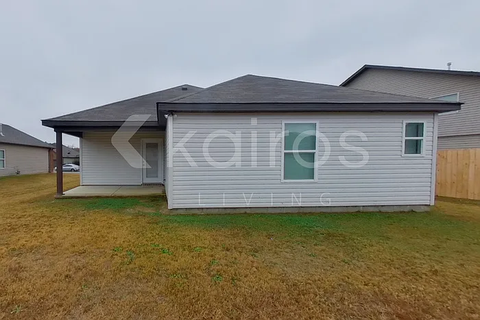 1451 Maxwell Cir — Photo 14