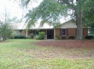 3532 Lake Calton Rd, Loganville, GA 30052