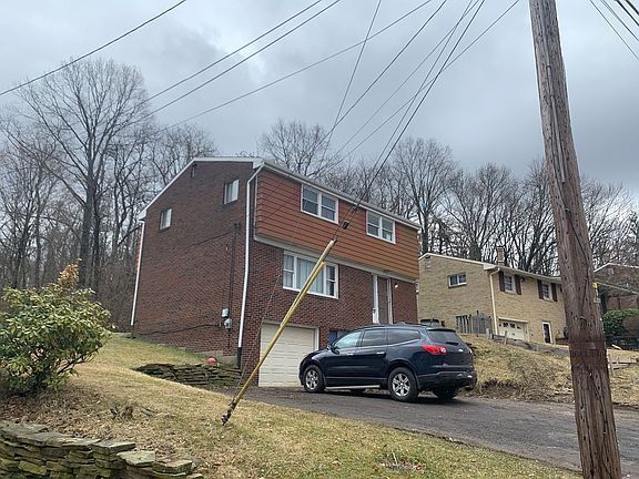 2nd image of 328 Crescent Gardens Dr