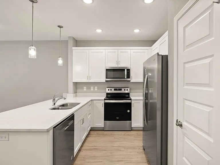 319 Carmel Dr #6-1 — Photo 23