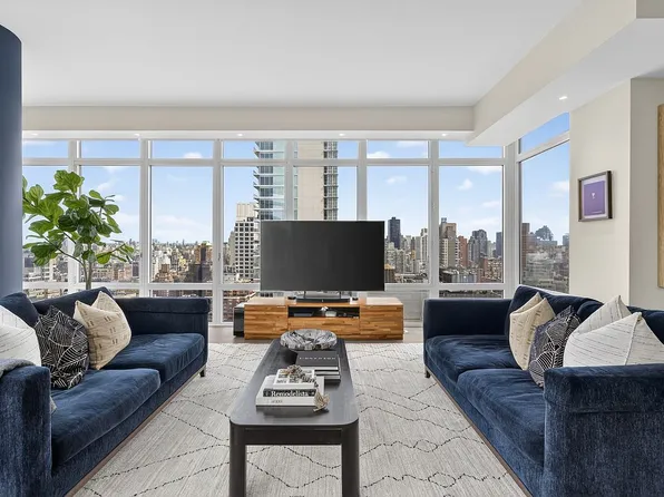 207 E 57th St APT 29A, New York, NY 10022