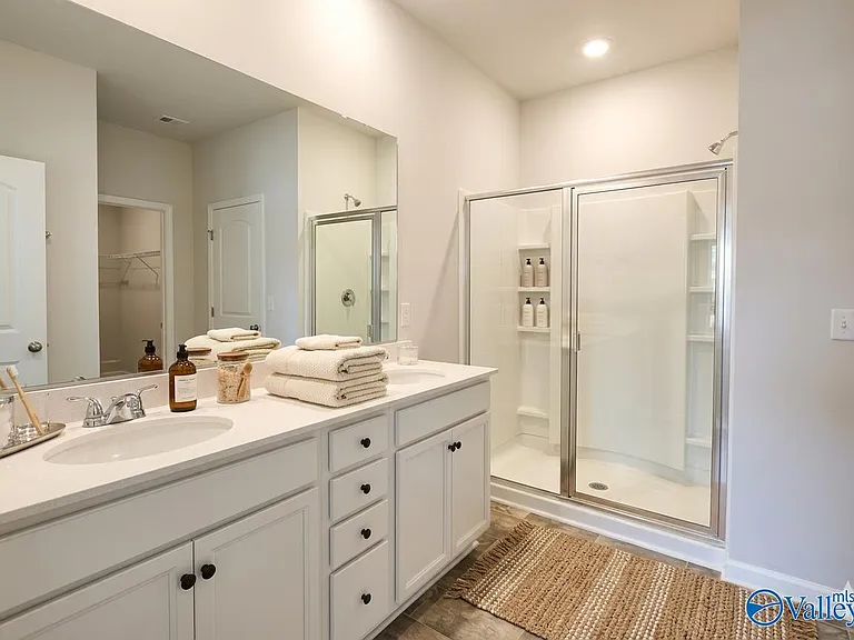 101 Canonbury Dr — Photo 9