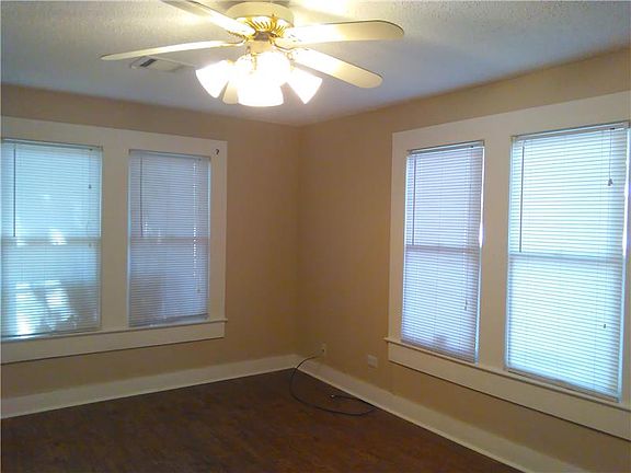 5th image of 602 1/2 N McGuire Ave