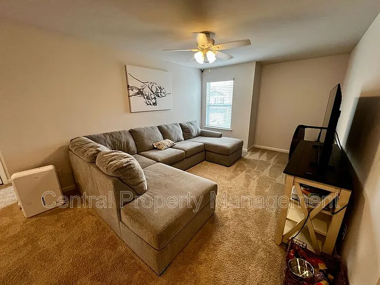 27 Oak Edge Ln — Photo 11