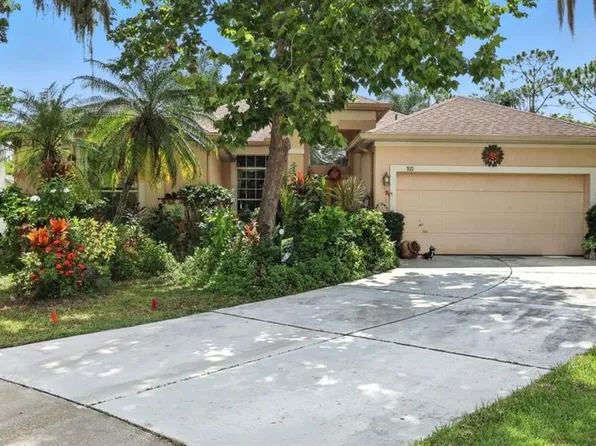 921 Rosinia Ct, Orlando, FL 32828