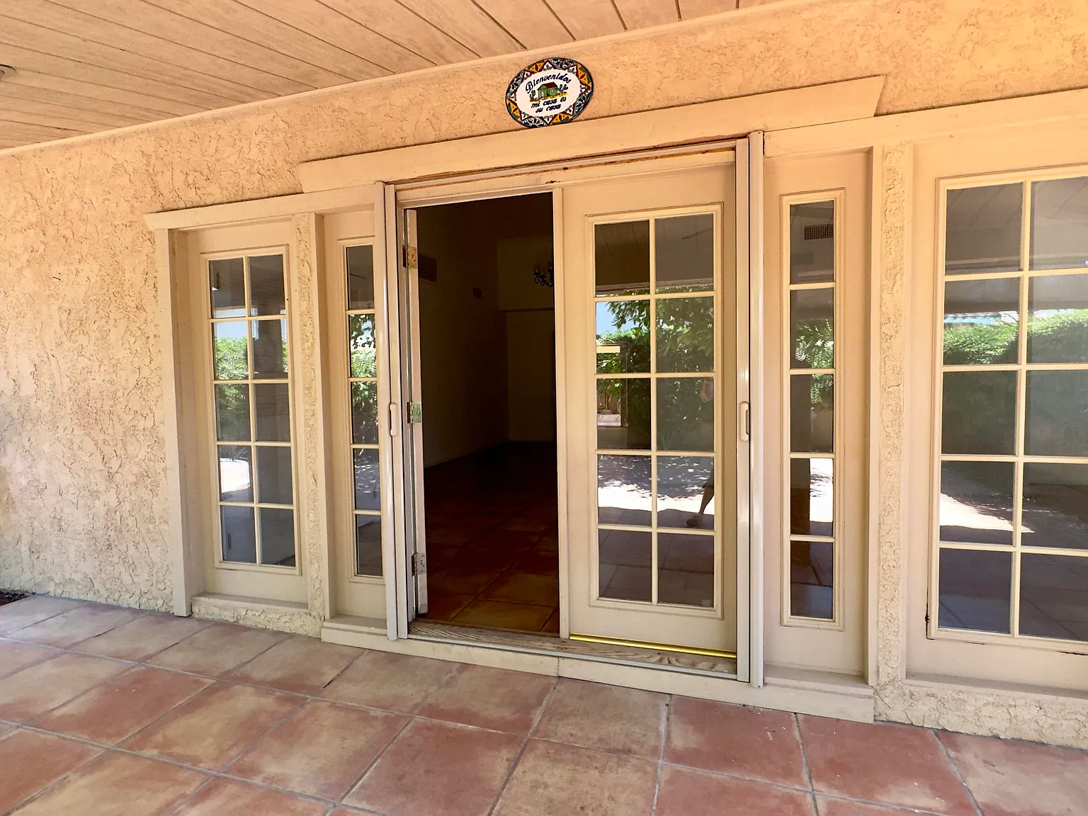 3 bed, 1712 sqft, $3,200 — Photo 2
