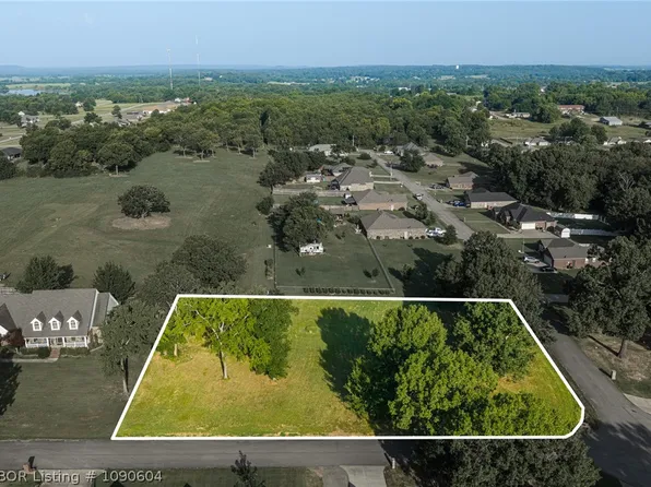 17 & 18 Point Royal Loop, Charleston, AR 72933