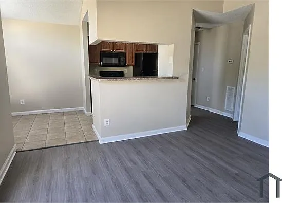 1 bed, $1,400 — Photo 4