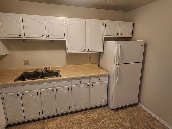 5th image of 210-250 Corbitt Rd #220