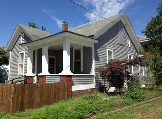 300 W 6th St, Beardstown, IL 62618