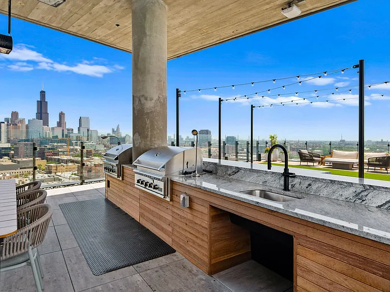 Parq Fulton — Photo 15