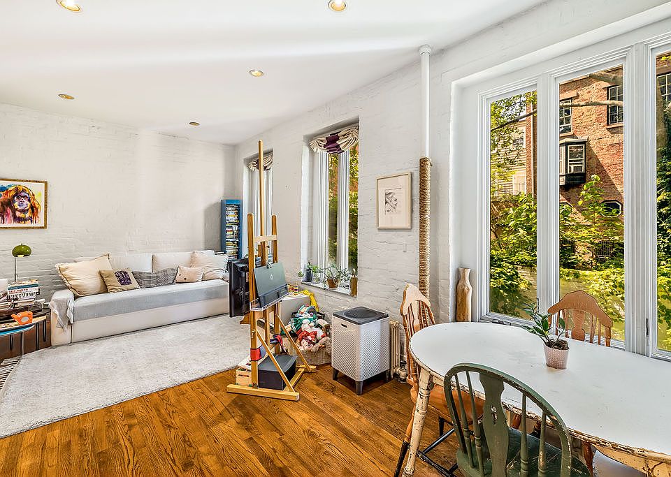 1st image of 81 Perry St APT 1B