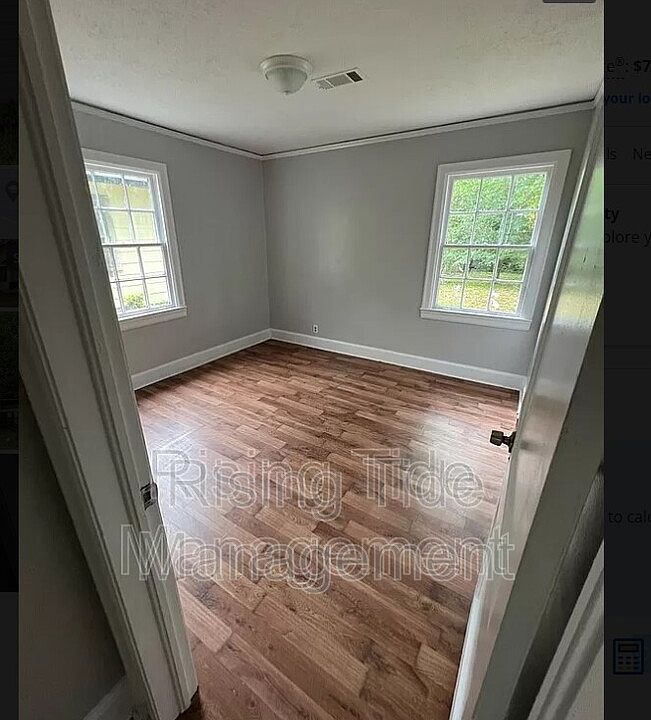 2nd image of 2212 E 3rd St