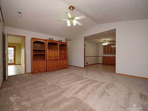 5th image of 2305 Atwood Cir