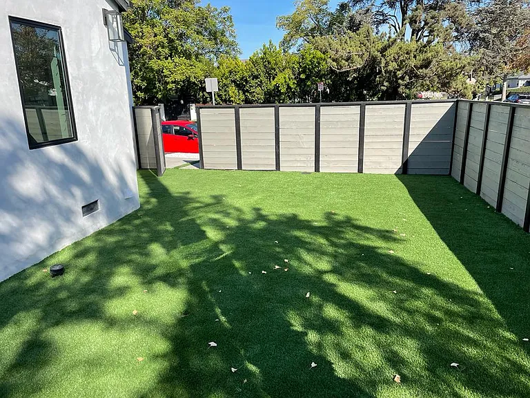 4843 Forman Ave — Photo 10