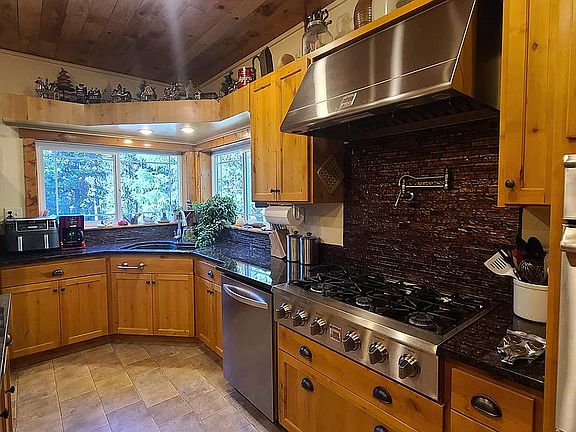 2nd image of 77667 Jack Pine Ln