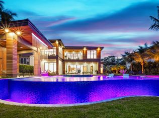 1708 N Lakeside Dr, Lake Worth, FL 33460