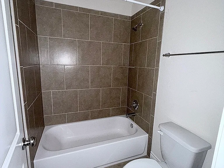 3925 Gildas Path — Photo 30