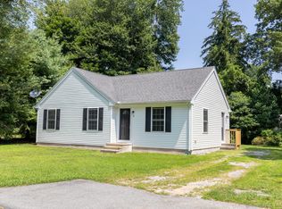 9 Denmore Ln, Old Saybrook, CT 06475