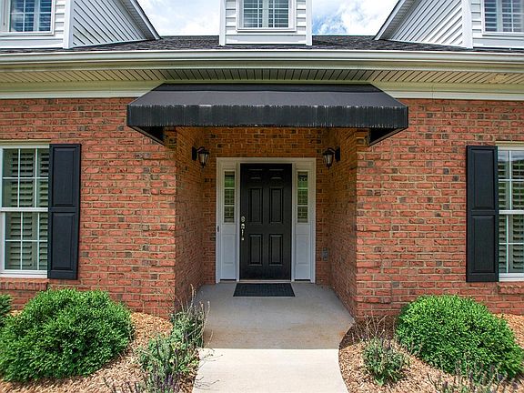 2nd image of 1256 Fleming Way