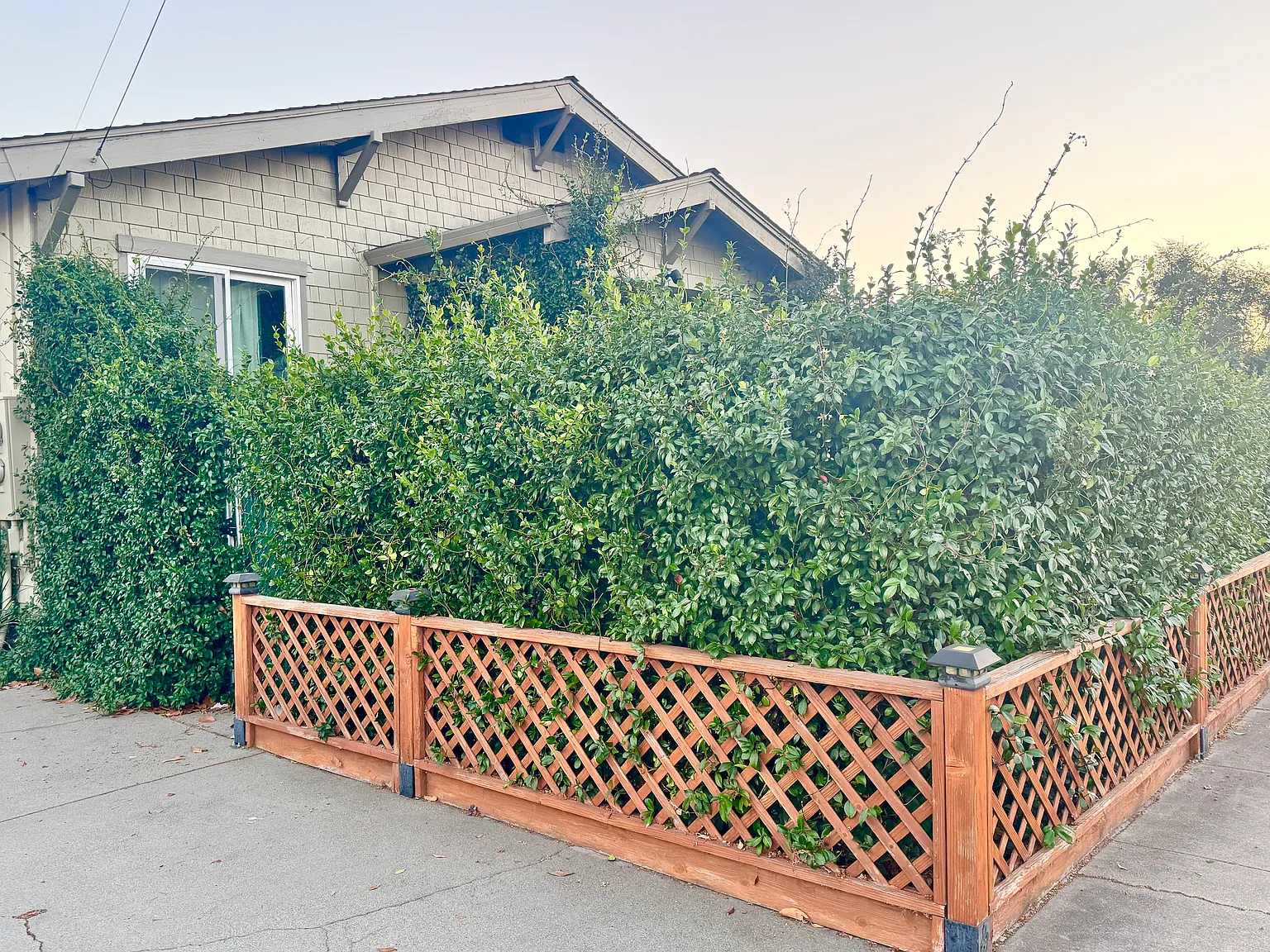 4 bed, 1200 sqft, $1,395 — Photo 1